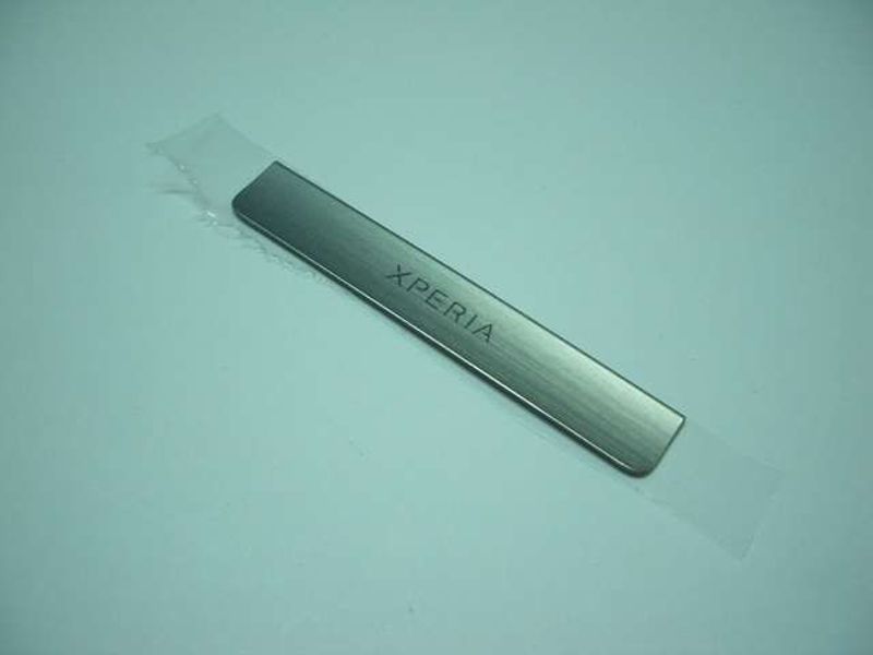 Embellecedor Inferior Sony ST23 Xperia Miro Plata