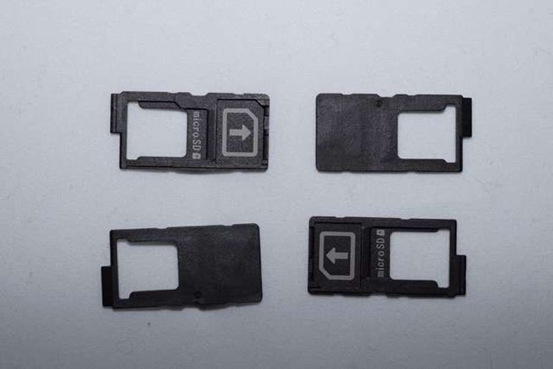 Bandeja SIM + Micro SD Sony Xperia Z5 E6603 E6653, Z5 Premium E6853 Z3+ E6553
