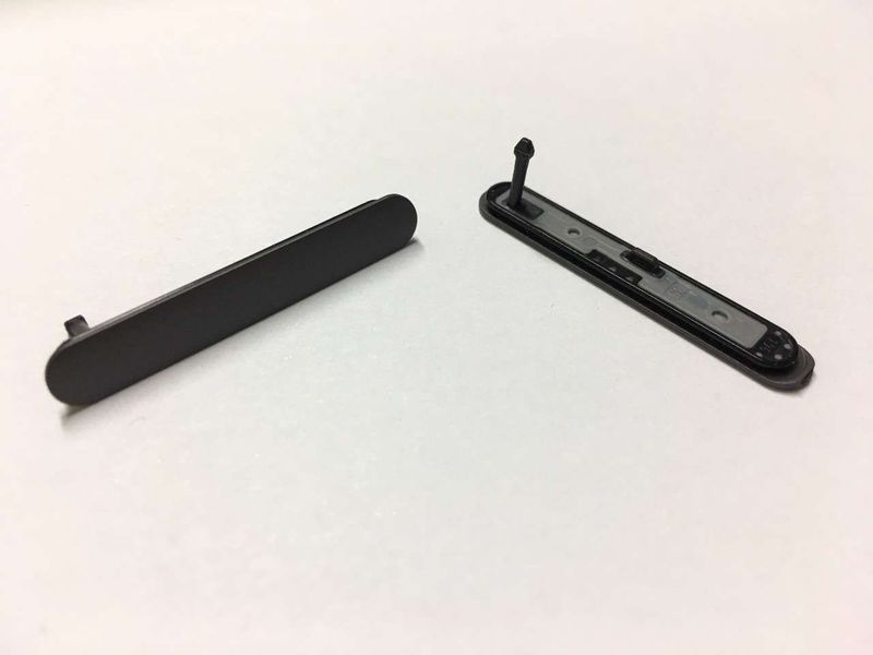 Tapa Lateral SIM y MicroSD Sony Xperia Z5c Compact E5803 E5823 Negra