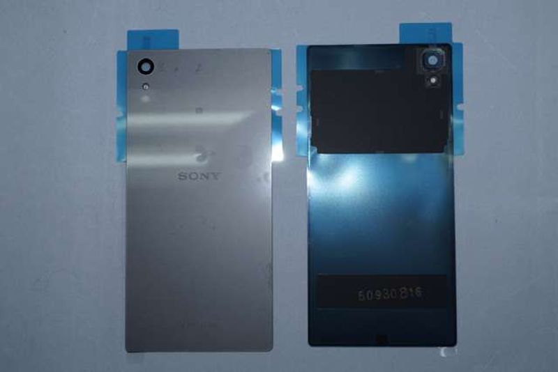 Tapa Batería Original Sony Xperia Z5 E6603 E6653, Z5 Dual E6633 E6683 Negra