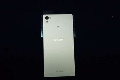 Tapa Batería Original Sony Xperia Z5 E6603 E6653, Z5 Dual E6633 E6683 Plata Blanca