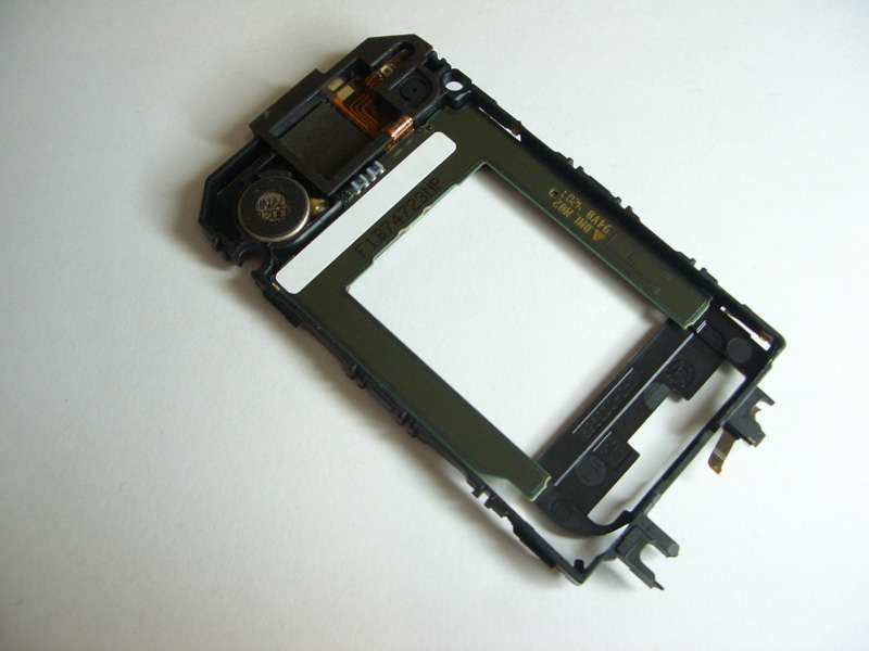 Carcasa Intermed. Superior Nokia 7390 Negra con Vibrador y Cam.