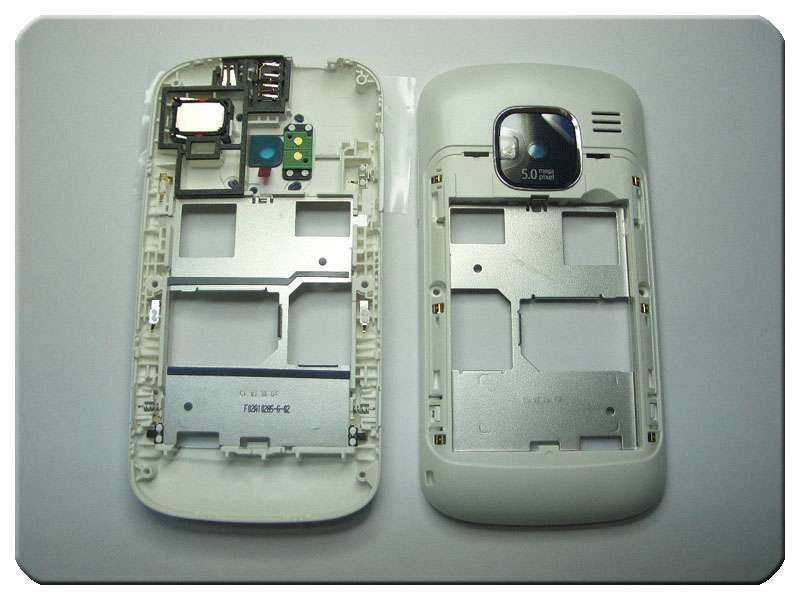 Chasis Nokia E5-00 Blanco con Buzzer Conec. Carga / Accesorios