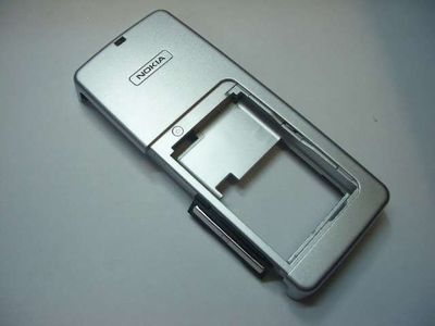 Chasis Carcasa Trasera con Con. Carga y Micro Nokia E60 Plata