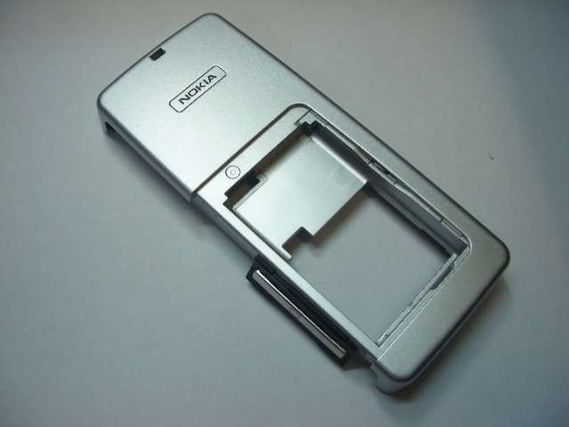 Chasis Carcasa Trasera con Con. Carga y Micro Nokia E60 Plata
