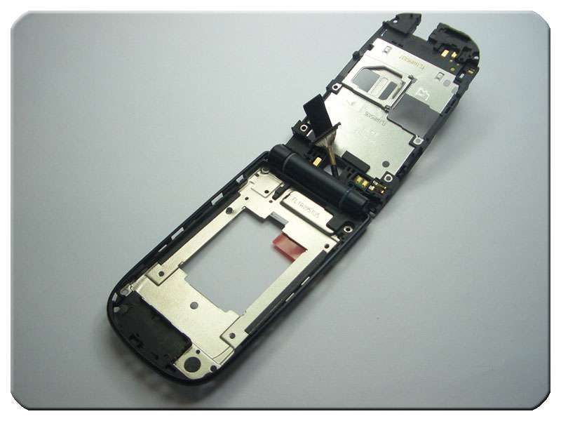 Carcasa Intermedia con Flex Nokia 3710 Fold Negra Conec. Carga y Fla