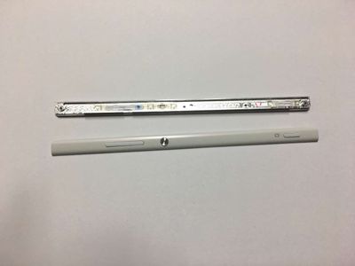 Embellecedor Lateral Derecho (Botones) Sony Xperia XA1 G3121, G3123, G3125 Blanco