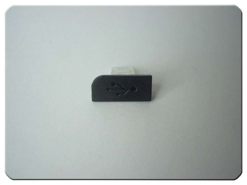 Tapa USB Nokia 2700 Classic Negra