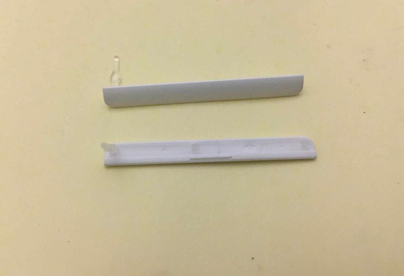 Tapa Bandeja Tarjeta Memoria Sony Xperia L1 G3311, Xperia L1 Dual G3312, Xperia L1 G33113 Blanco