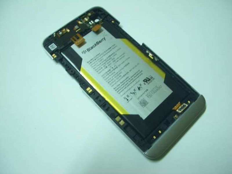 Chasis Marco Lateral Plata BlackBerry Z30 con Batería, Flex Botón Encendido, Mod