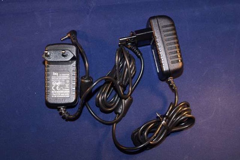 Cargador Pared BQ 2,5mm