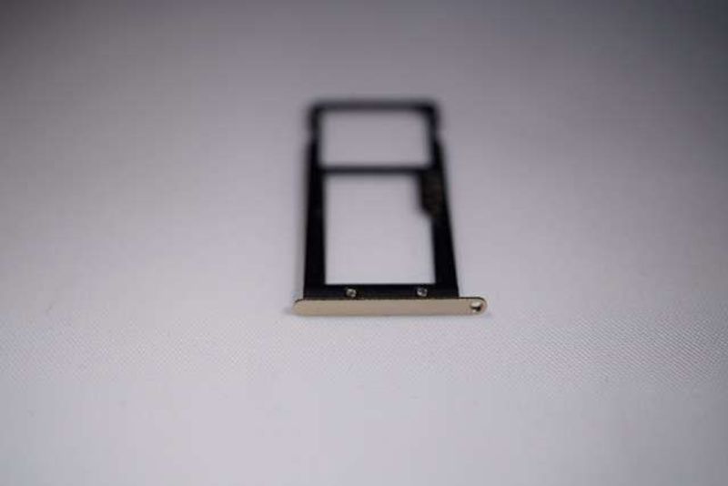 Bandeja Micro Sim + Nano Sim o Tarjeta Memoria Huawei G8 Dorada