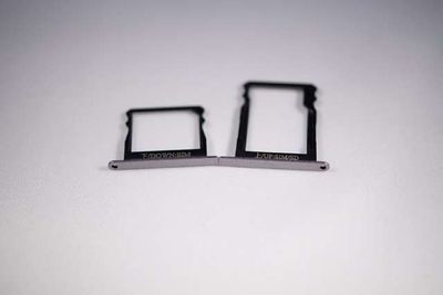 Bandeja Sim + Bandeja SD Huawei P8 Negra