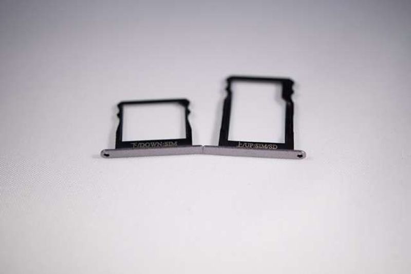 Bandeja Sim + Bandeja SD Huawei P8 Negra