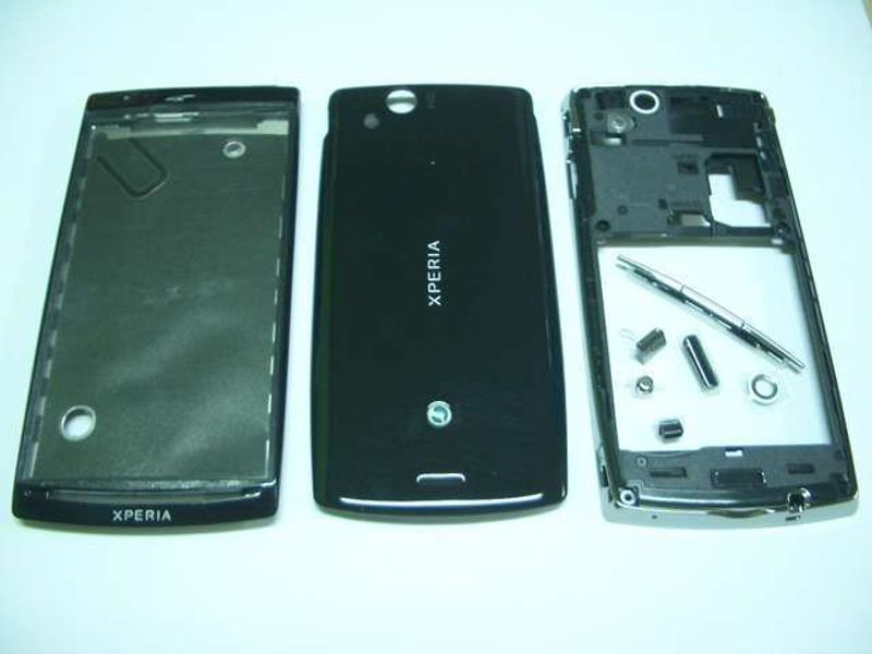 Carcasa Completa Sony Ericsson LT15 LT18 Negro con Teclado y Botones