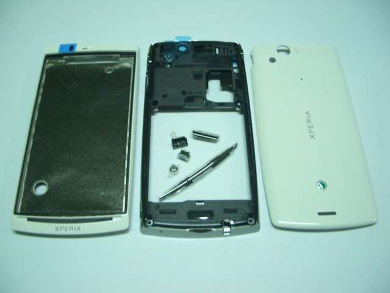 Carcasa Completa Sony-Ericsson LT15i, LT18i Blanca Xperia Arc