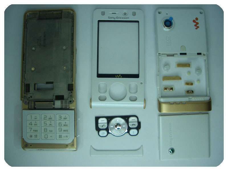 Carcasa Completa Sony-Ericsson W910 Blanca / Dorada con Teclados