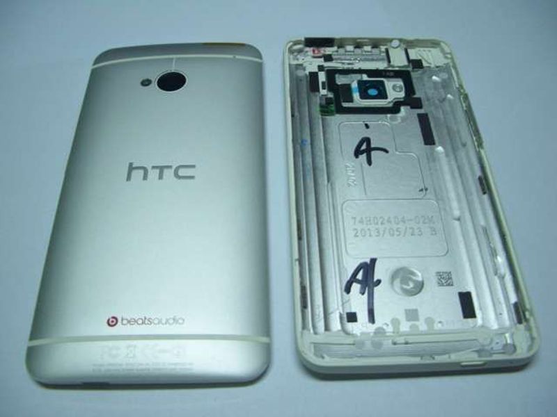 Carcasa Trasera Tapa Batería Chasis HTC One M7 Plata