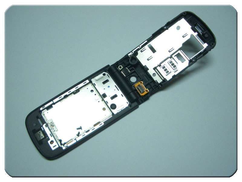 Carcasa Intermedia con Flex Nokia 2720 Fold SWAP