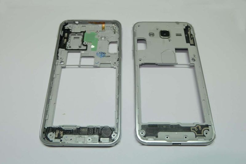 Carcasa Intermedia Chasis Compatible Samsung Galaxy J3 2017 J320 Plata