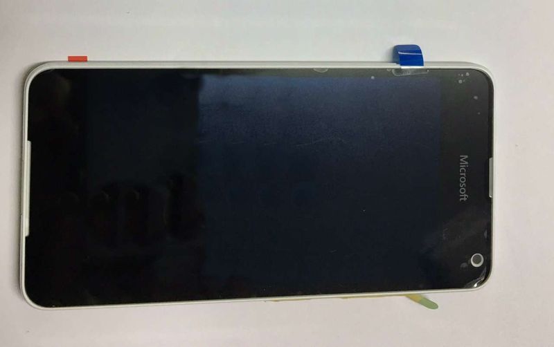 Pantalla Completa Microsoft Lumia 650 con Marco Blanco