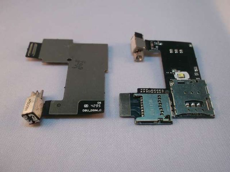 Cable Flex con Lector SIM y Tarjeta de Memoria Motorola XT1068 Moto G2 + Vibrado