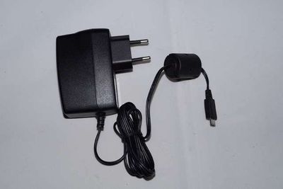Cargador BQ Micro USB 2A Tesla W8