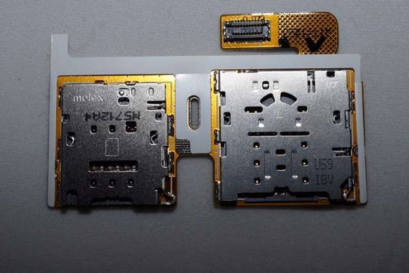 Cable Flex con Lector Tarjeta SIM y Tarjeta Memoria Samsung T815 Galaxy Tab S2 9