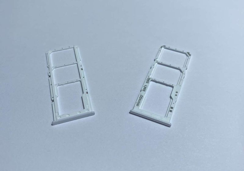 Bandeja Porta SIM con Doble NanoSIM y Tarjeta de Memoria MicroSD Samsung Galaxy A30s SM-A307F Blanco