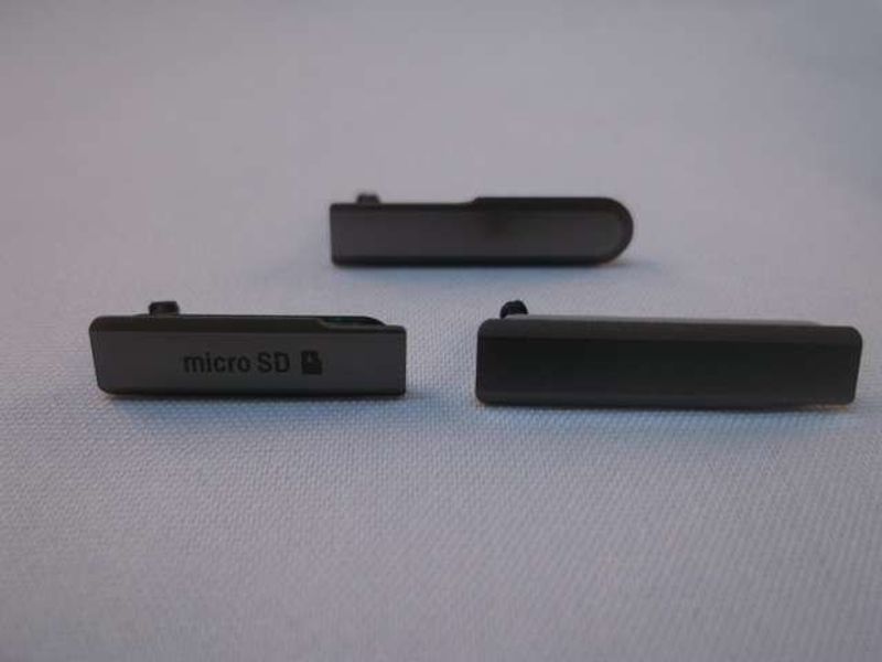 Juego de Tapa Sony Xperia Z1c Compact D5503 M51w Negra ( Carga, SIM y Tarjeta Me