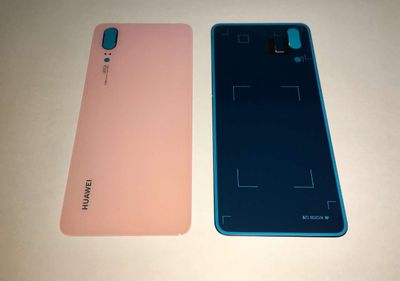 Tapa Batería Compatible Huawei P20 con Lente de Cámara y Flash Rosa